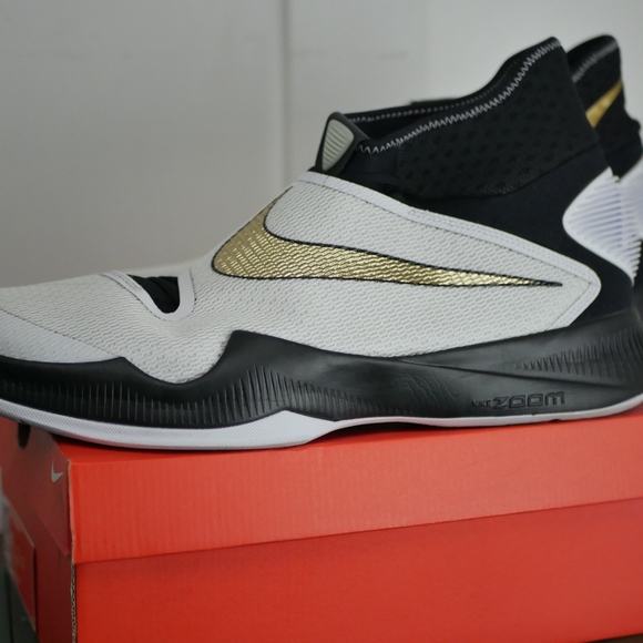 2016 Nike Zoom Hyperrev - Picture 3 of 7